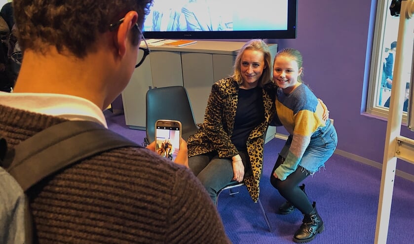Snel een fotootje met de goedlachse Eva Jinek.
