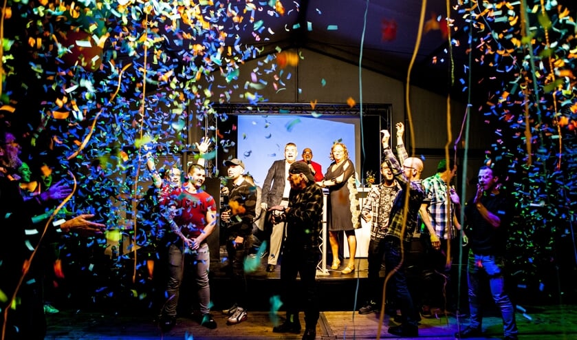 Van Lanen vierde feest! (foto: Diana Derks)