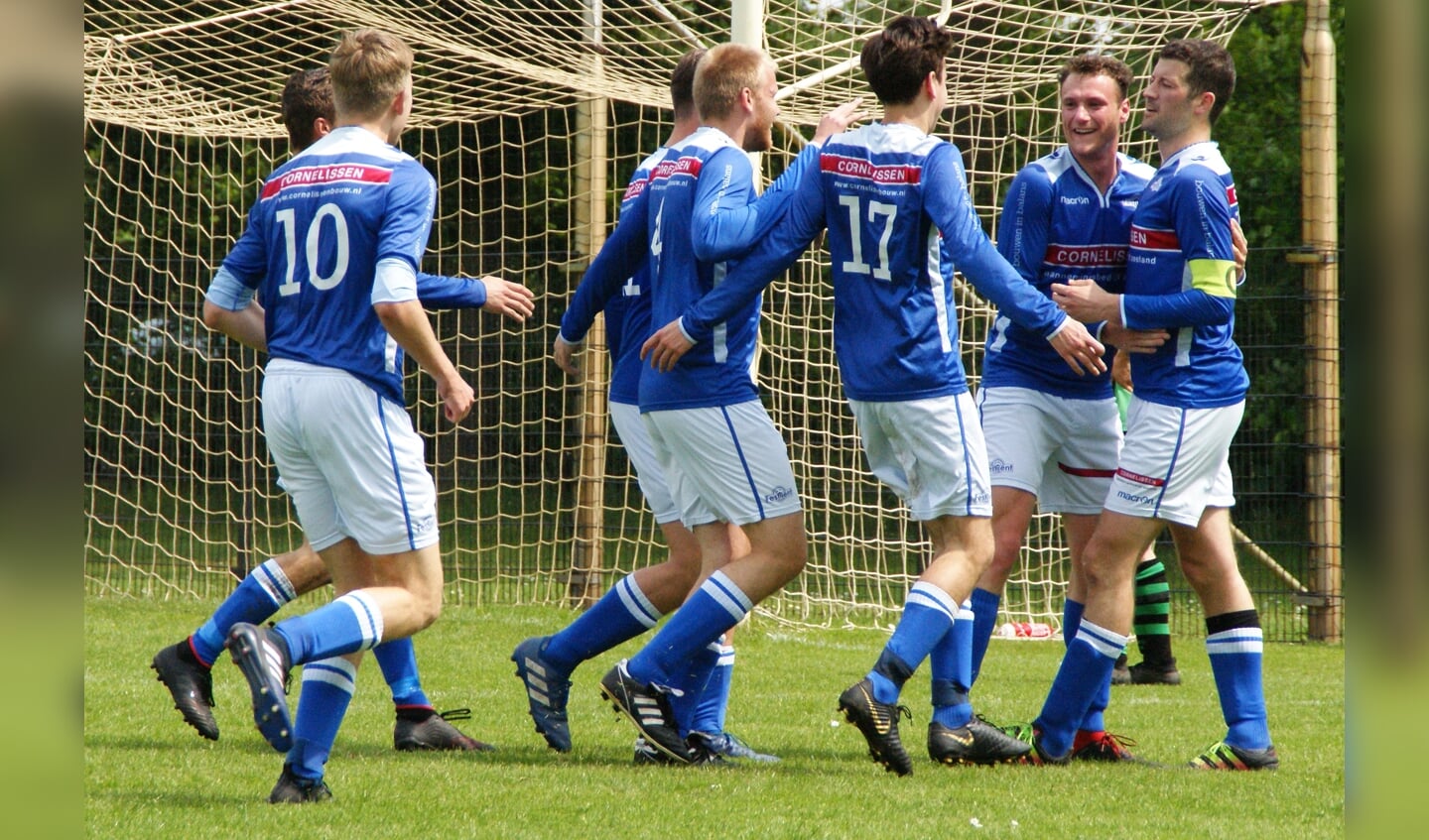 Festilent is dicht bij de derde periodetitel na winst op koploper Hapse Boys. (foto: Jeff Meijs)