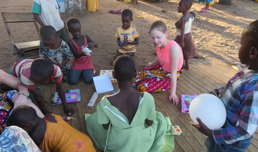 Eline in Kenia. Ze wil graag nog eens terug!