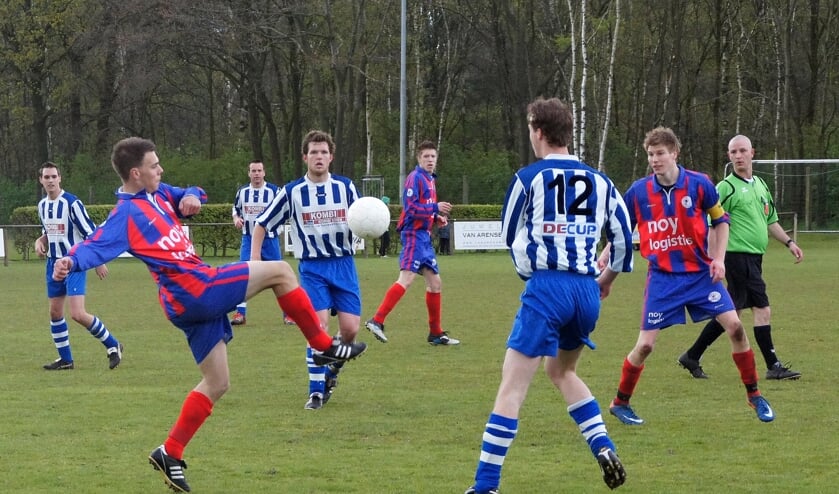 Heijen heeft zich voor volgend seizoen versterkt met Tijn Wabeke. (archieffoto: Voetbal-shoot.nl)