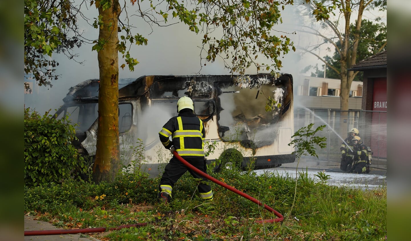 Twee branden in korte tijd in Ravenstein. (Foto: Gabor Heeres / Foto Mallo)
