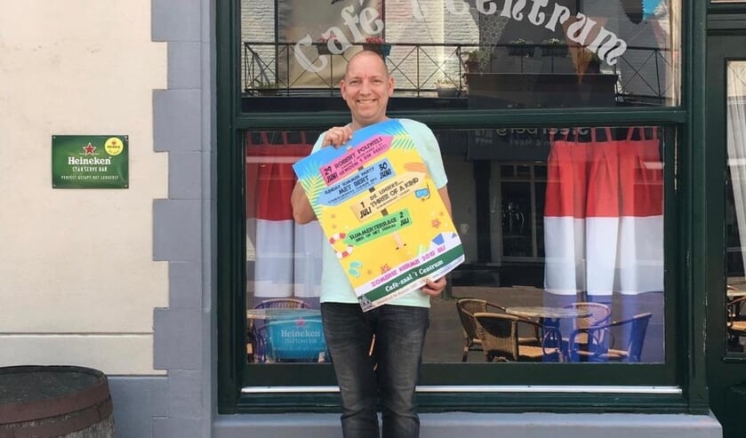 Café 't Centrum pakt volgens kastelein Pascal Leenhouwers uit met een zomerse party tijdens de kermis.