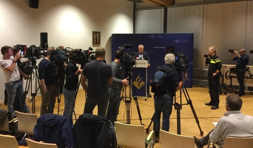 Peter R. De Vries vindt het fantastisch hoe het cold case-team deze zaak heeft opgepakt (Foto: Politie).