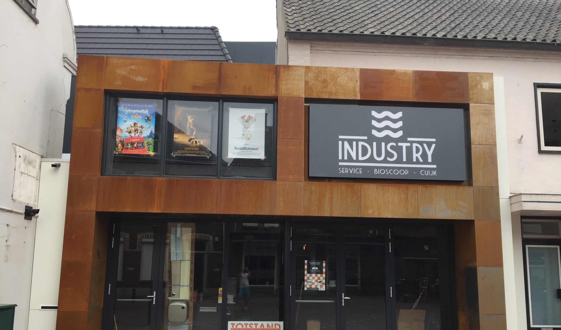 De Industry Service Bioscoop in Cuijk opent 1 augustus zijn deuren.