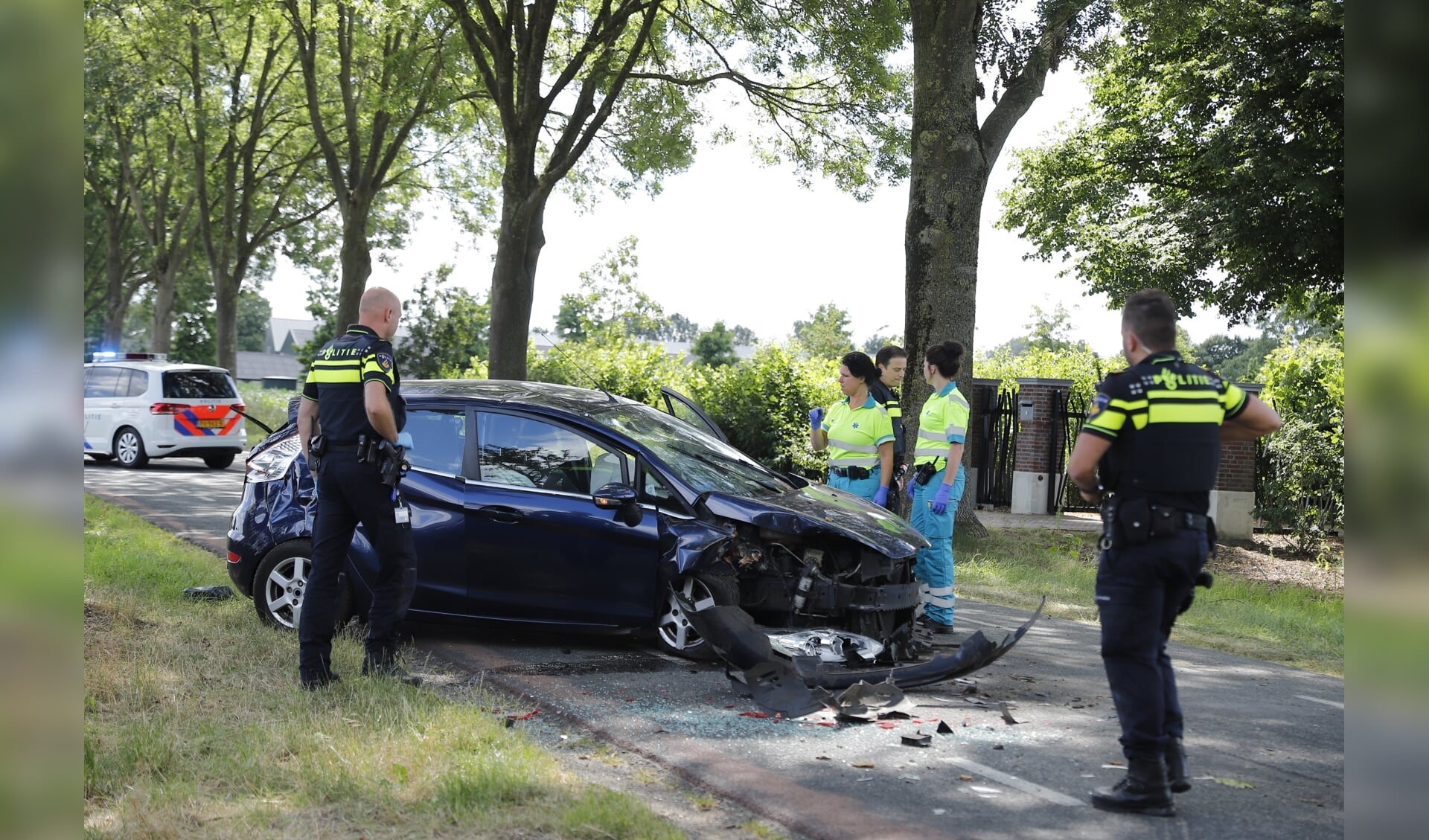Bestuurder gewond na ongeval in Rijkevoort.