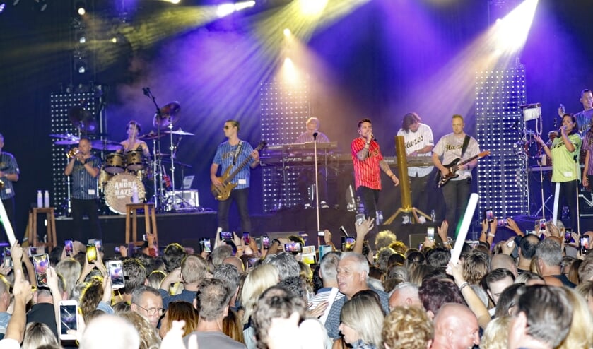 André Hazes en zijn band traden op in het Triavium.