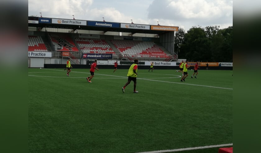Training TOP Oss.