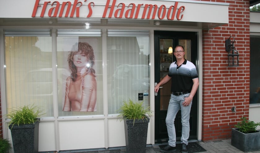 Frank Jans gaat stoppen met zijn kapsalon Frank's Haarmode in Oploo.