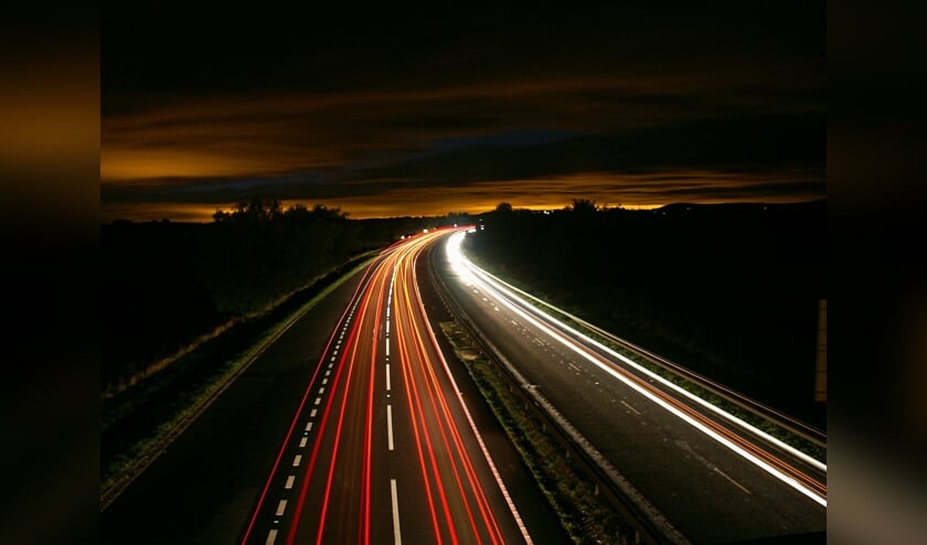 Rijkswaterstaat gaat de verlichting op de A73 herstellen.
