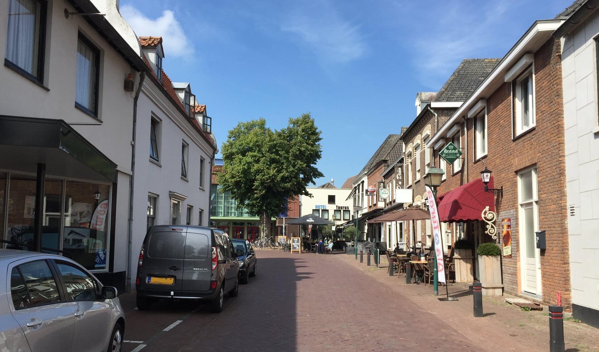 De Maasstraat in Cuijk wordt opnieuw ingericht.