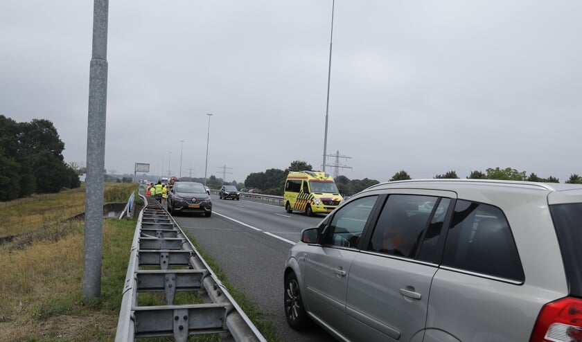 Lange file op A73 na ongeluk.