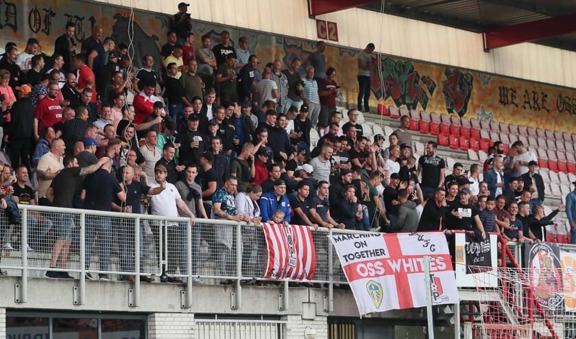 TOP Oss won van Jong Ajax. (Foto: Hans van der Poel)