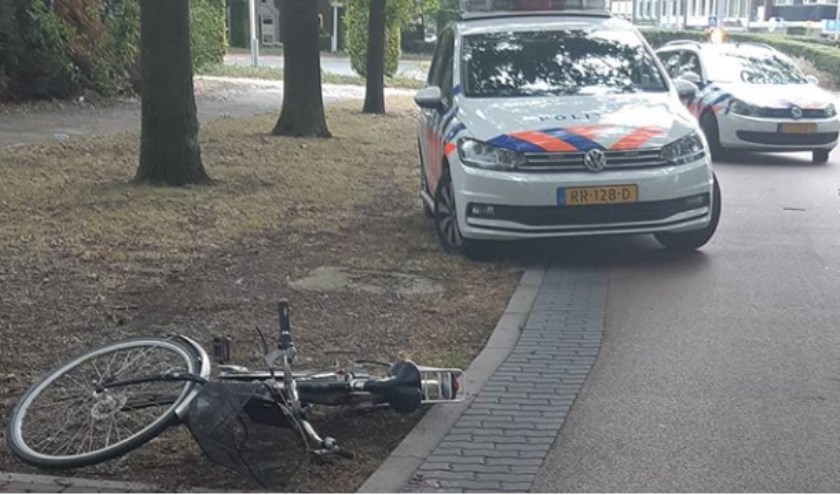 Ongeval op de Titus Brandsmalaan. (Foto: Instagram Wijkagent Gertjan)