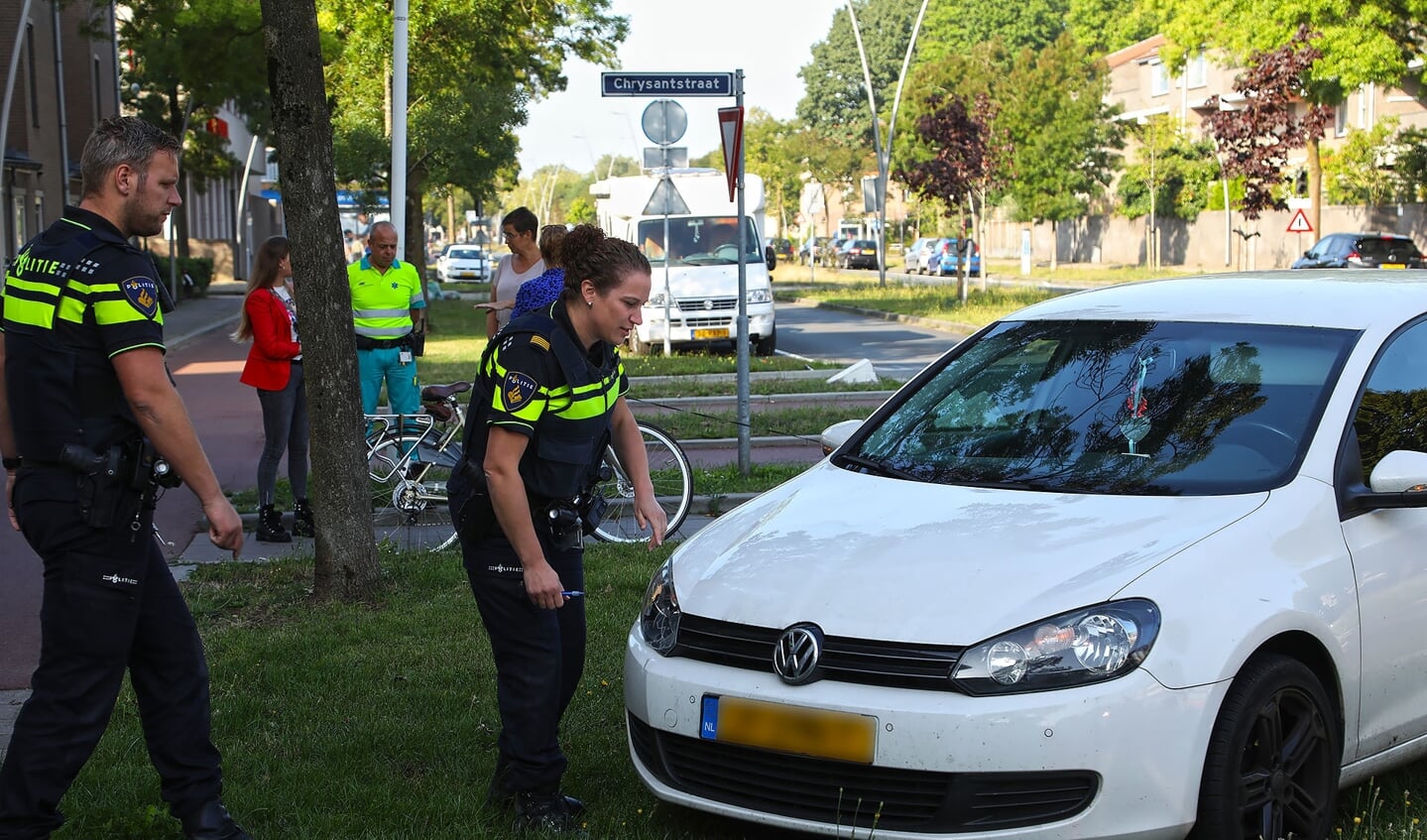 Ongeval op de Wethouder van Eschstraat. (Foto: Gabor Heeres / Foto Mallo)