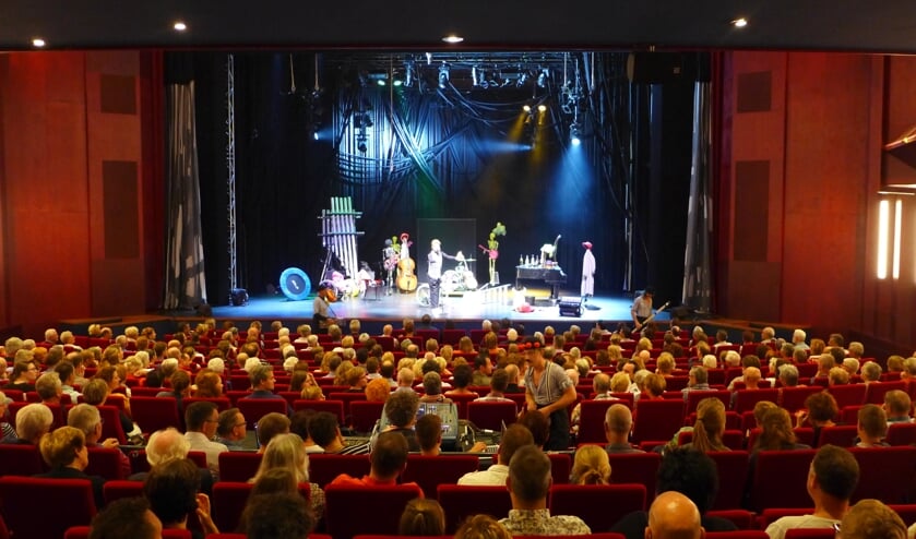 Het nieuwe theaterseizoen is begonnen.