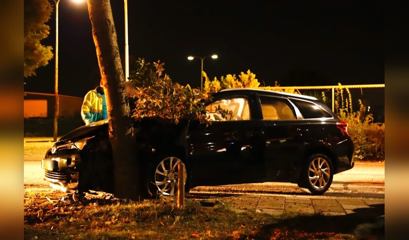 Eenzijdig ongeval op de Beversestraat in Cuijk.