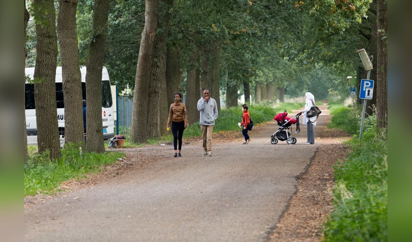 Asielzoekers nabij Overloon.