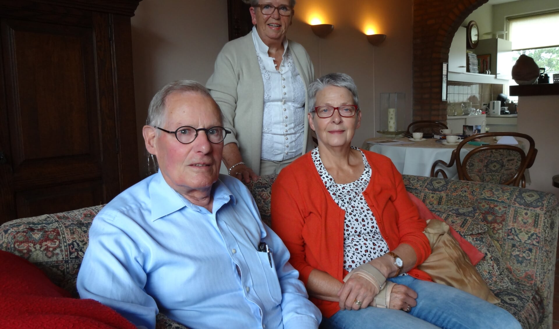 V.l.n.r: Theo van Helvoort, Marlies Meulink en Anny Verhoeven (foto: Ankh van Burk)
