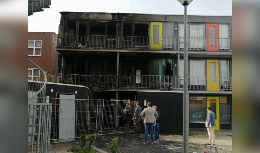 Verwoeste appartementen in de Berghemseweg.