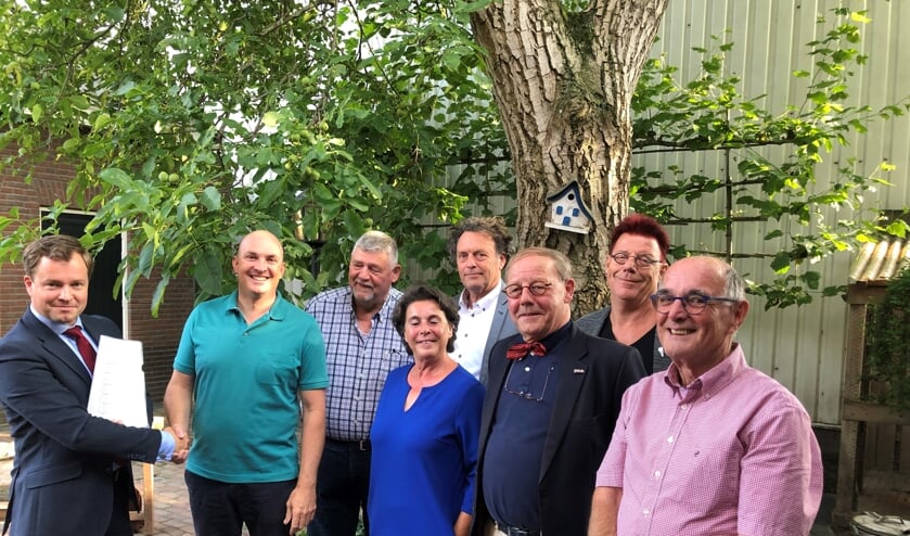 Bram van den Boogaart, Maurice van Hees, Frits Sanders, Marie-José Keurlings, Bernard Vissers, Goof van Nunen, René Hildesheim, Wim van de Louw.