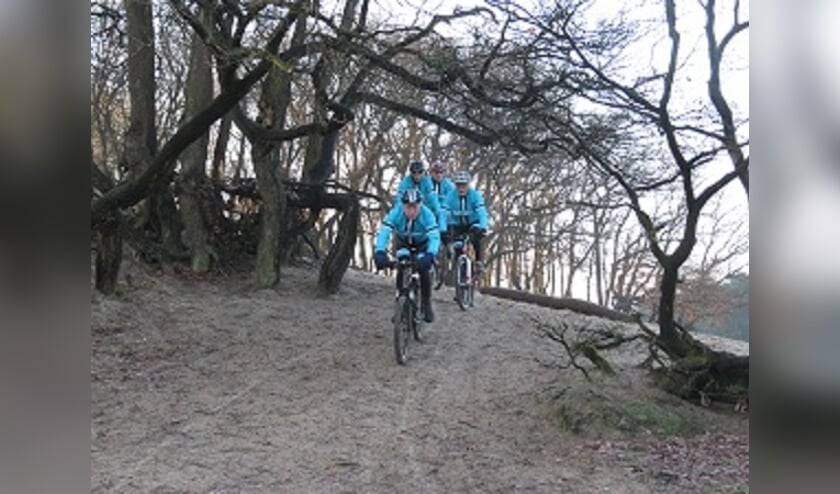 De tocht gaat langs de Bedafse Bergen, Maashorst en Slabroek.