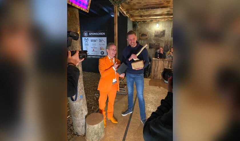 Winnaar Paul Kleine met John Vlemmix.