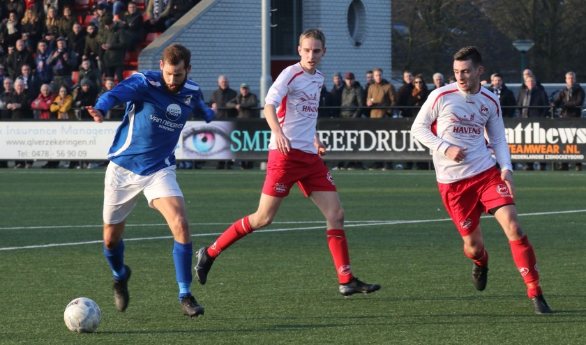 Veel publiek voor de derby Volharding - Olympia'18 waar van velen per trein