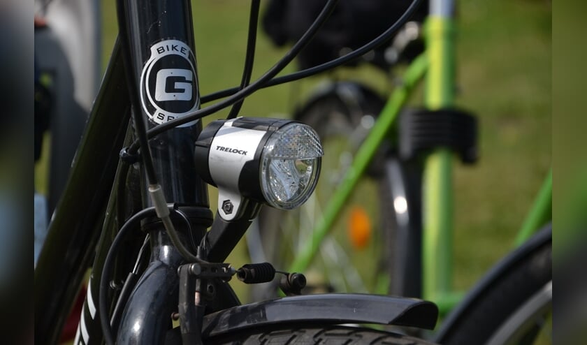 BOA's Boxmeer gaan handhaven op fietsers in voetgangerszone.