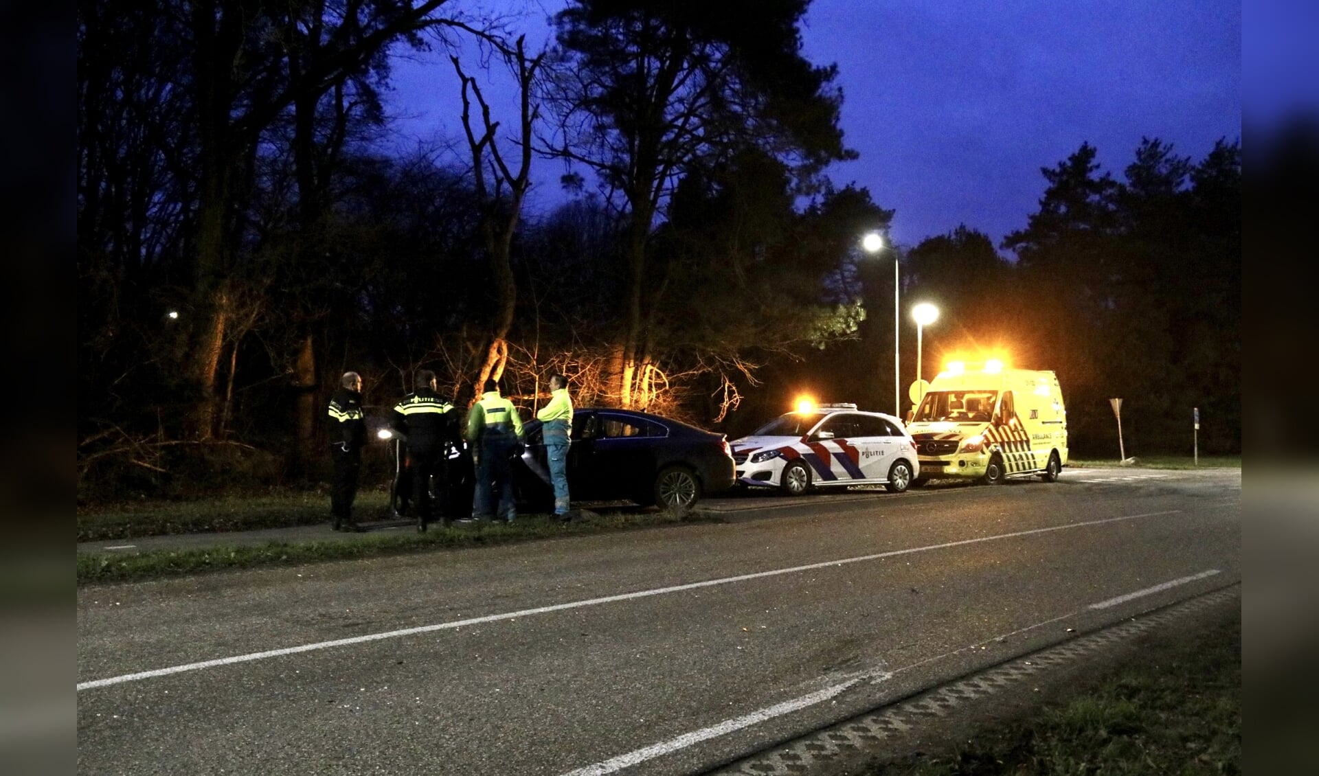 Ongeluk op Siebengewaldseweg in Gennep: auto's flink beschadigd.