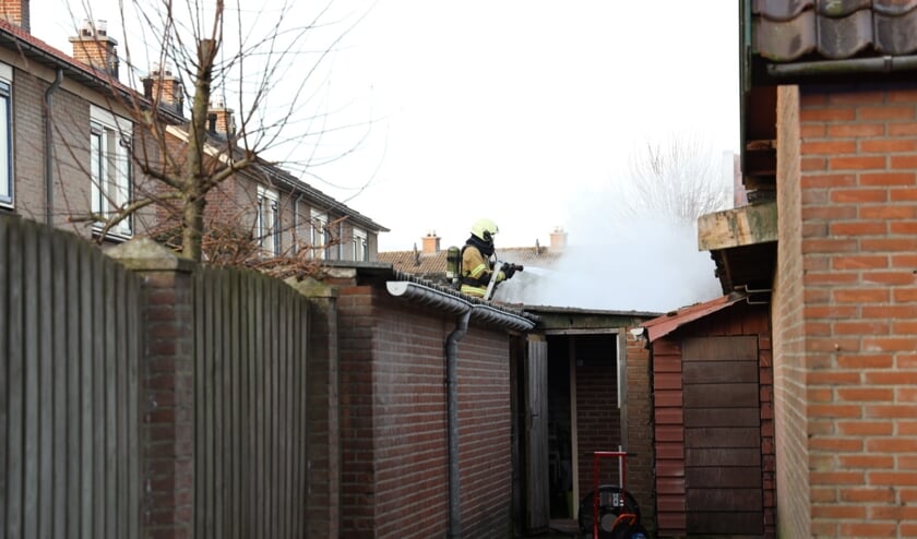 Schuurbrand in Herpen. Foto Marco van den Broek Foto Mallo