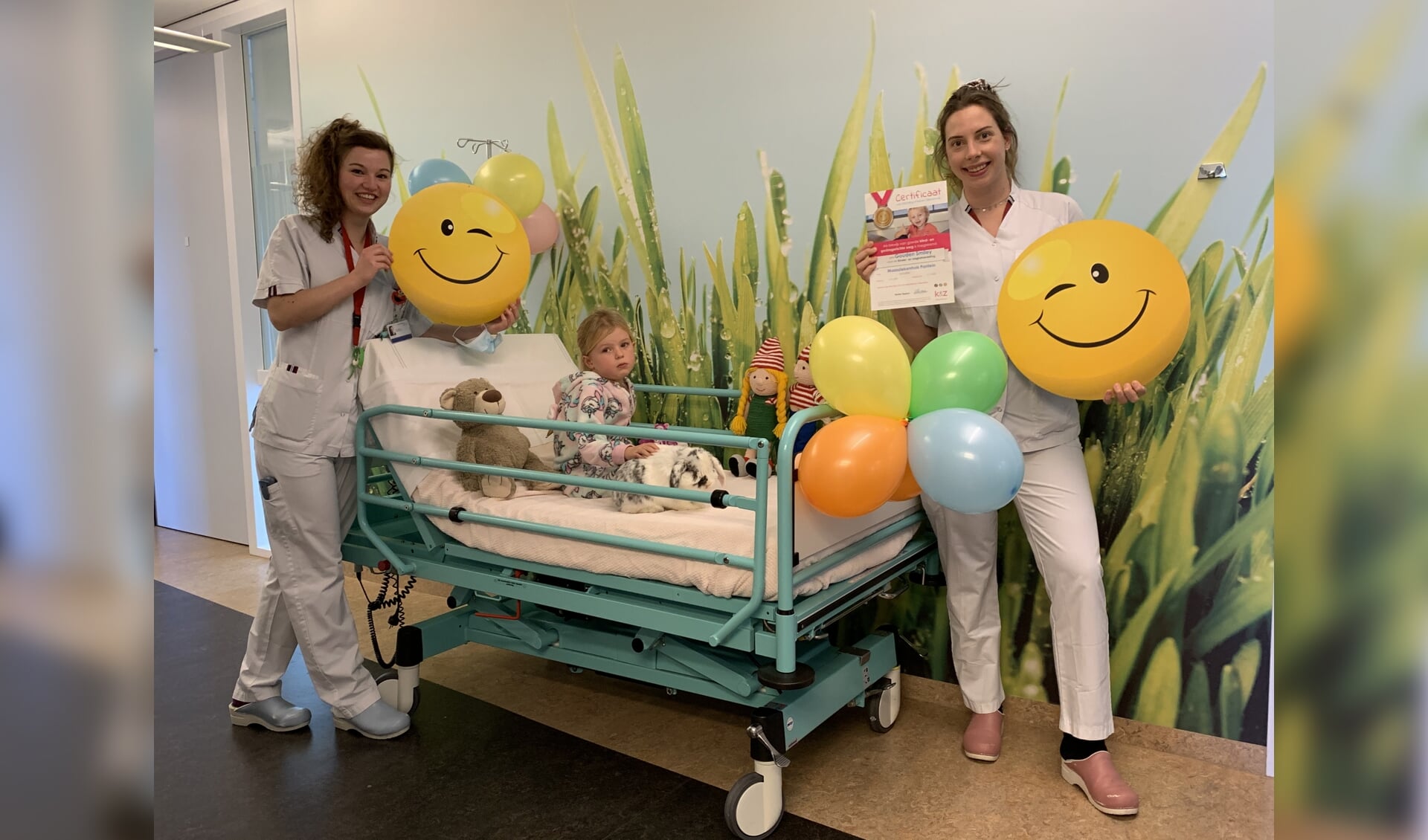 Verpleegkundigen kinderafdeling zijn trots op het behalen van de gouden smiley.