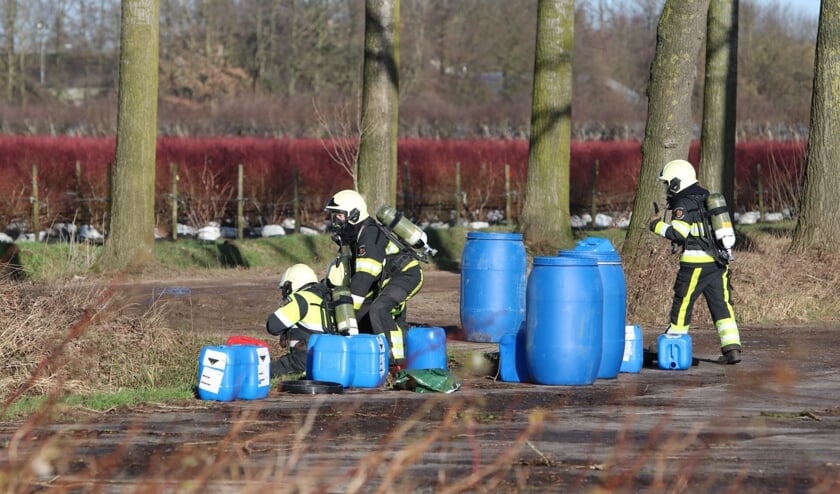 Criminelen zoeken in het buitengebied vaak hun heil om daar in alle 'rust' drugs te produceren.