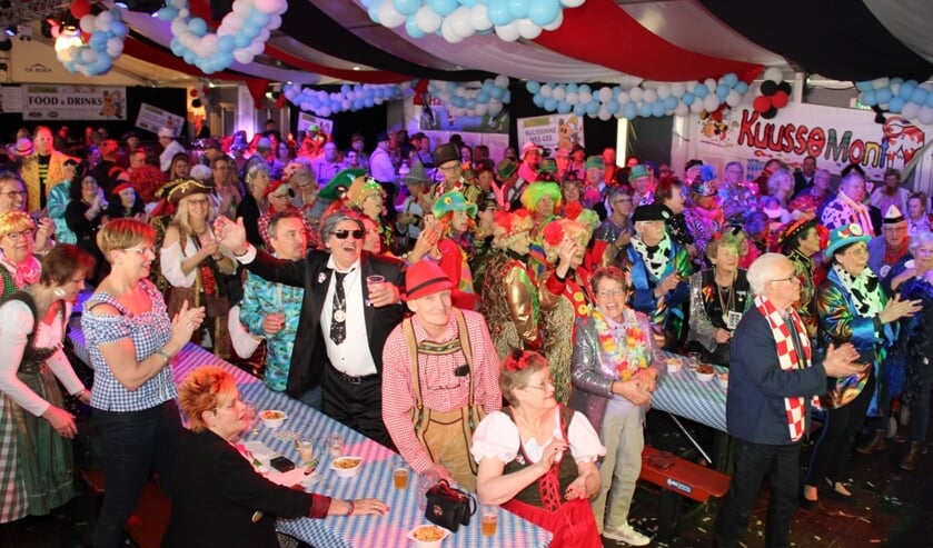 Tijdens KuusseMontag staat de tent ieder jaar weer op zijn kop