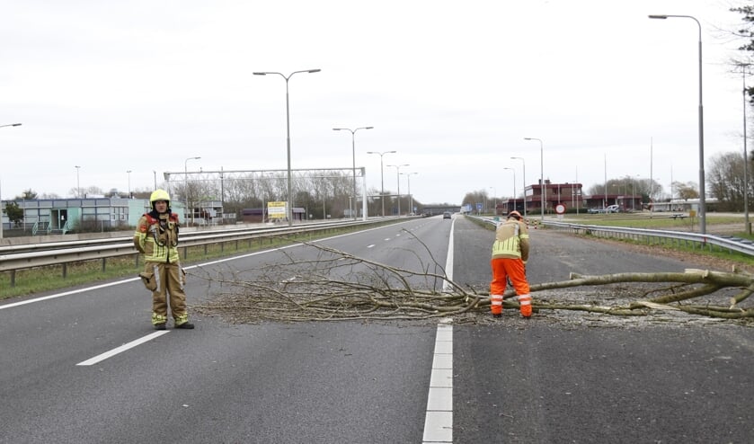 Stormschade op de A77.