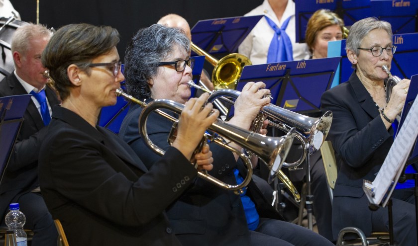 Leden van de Lithse fanfare.