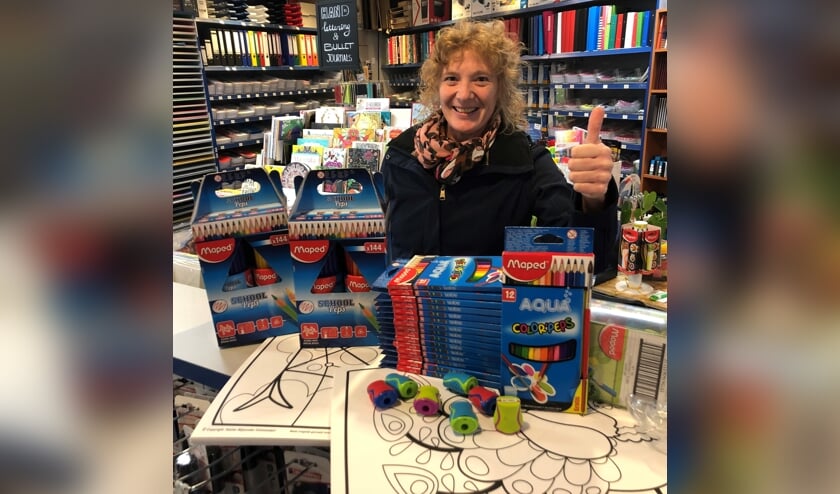 Jacqueline van Creij is helemaal in haar nopjes met het mooie initiatief van Boekhandel Schellen. 