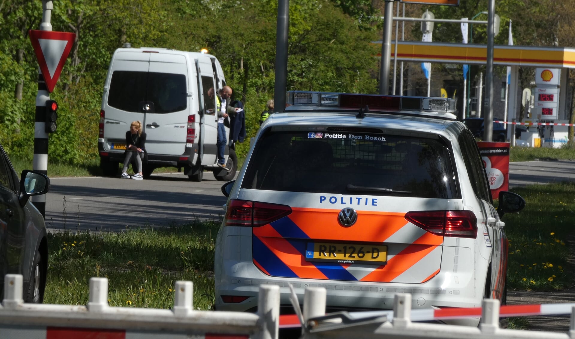 Onderzoek van de politie. (Foto: Thomas)