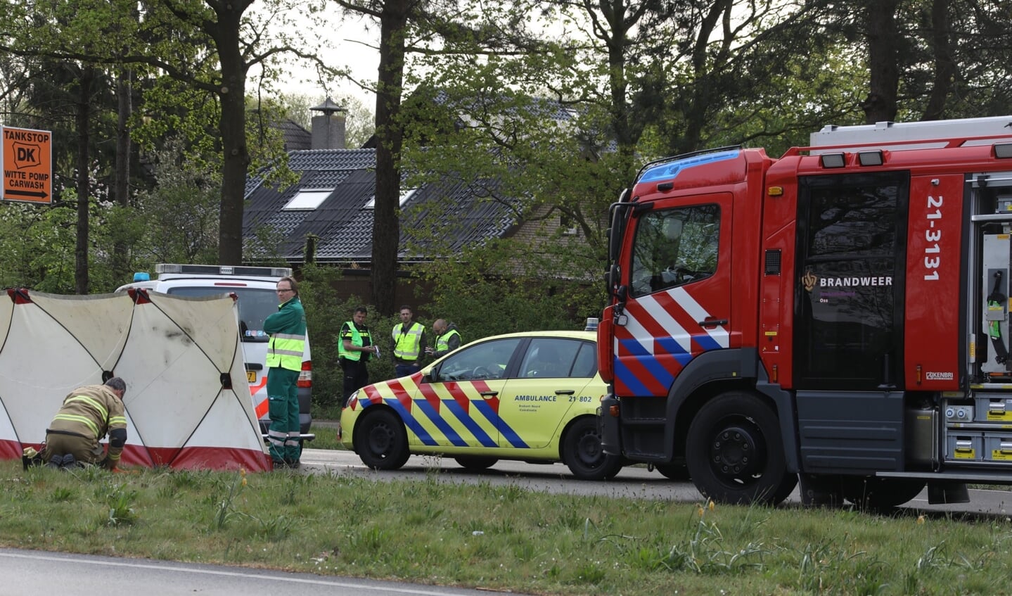 Ernstig ongeval op de Julianasingel in Oss. (Foto: Gabor Heeres, Foto Mallo)