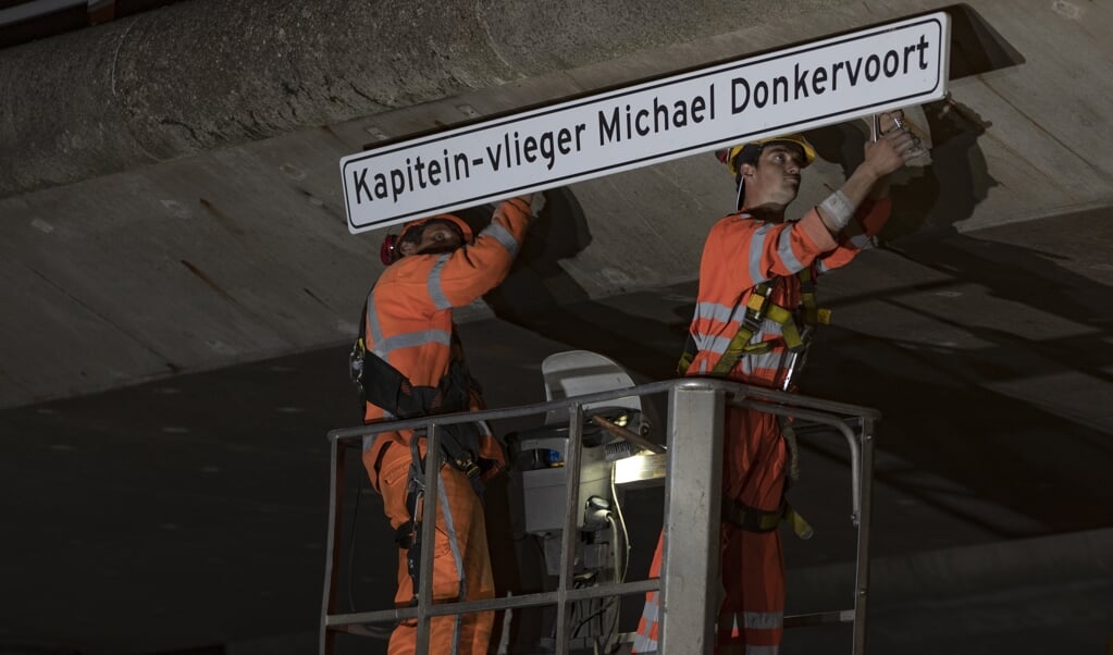 Viaduct Wordt Vernoemd Naar Omgekomen Militair - Adverteren Veghel ...