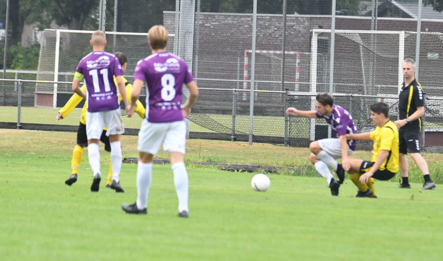 Boekel Sport - FC Engelen.