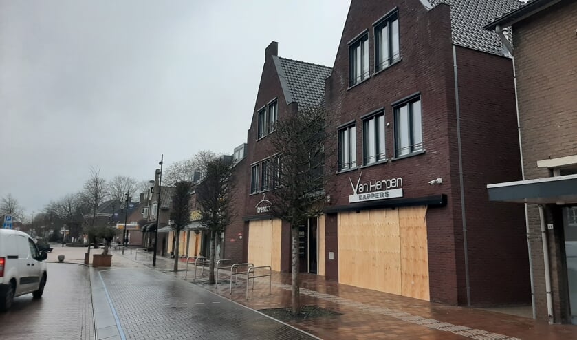 Dichtgetimmerde winkels in centrum Heesch