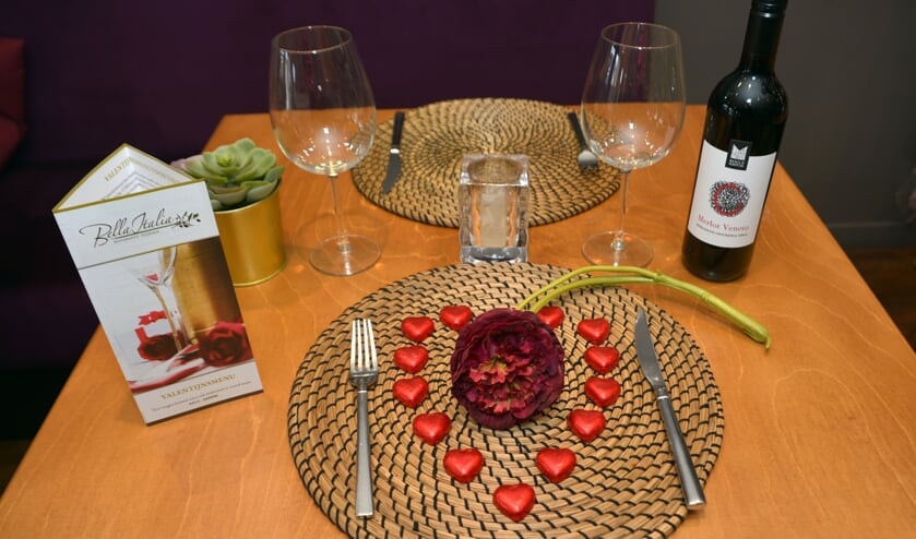 <p>Het menu bestaat uit drie gangen. (foto: Henk Lunenburg)</p>