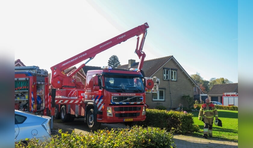Brandweer in Teeffelen. (Foto: Gabor Heeres, Foto Mallo)