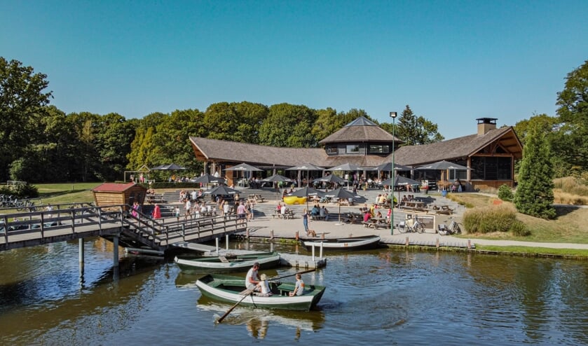 <p>In het Streekpark Kienehoef vind je naast diverse vrij toegankelijke speel- en recreatievoorzieningen het restaurant de Helden van Kien.</p>