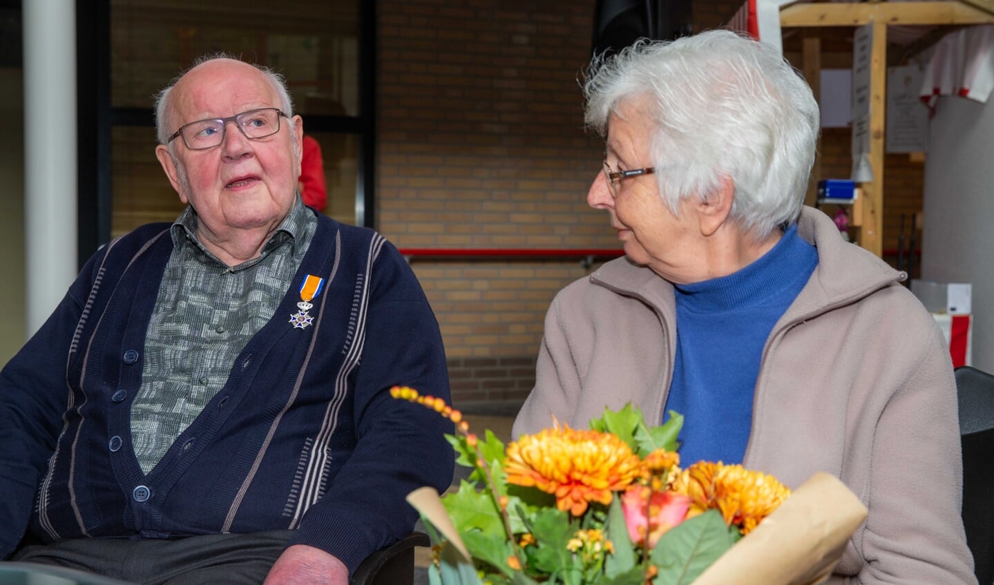 Adriaan van der Linden (87) en zijn vrouw Diny.