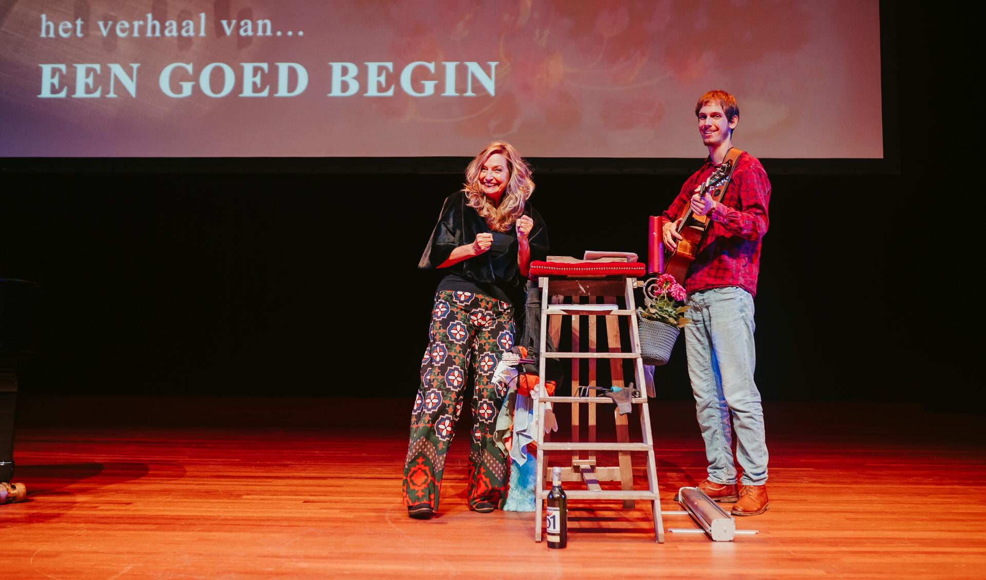 Hella van der Wijst en David Heijmans staan samen op het podium (foto: Sander van der Veen).