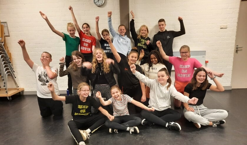 Dansgroepen van Keep on Moving houden zaterdag een speciale Halloweendans in Mill.