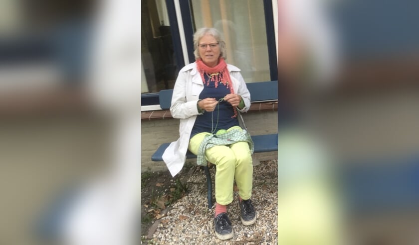 <p>Deze week is de Bossche Bol XL voor Heleen Hendrikx uit Bokhoven. Zij is voorgedragen door drie bijzonder dankbare buurtbewoners.</p>