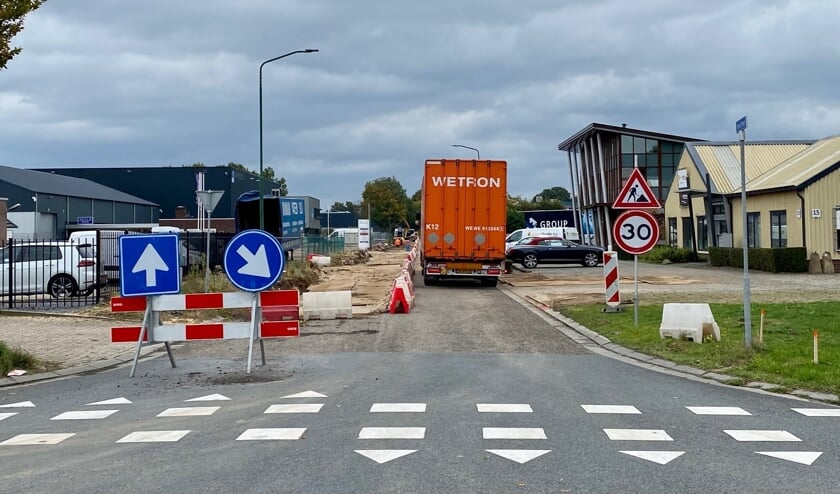 Het verkeer kan slechts in één rijrichting rijden.